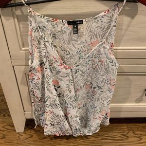 Aqua brand new floral white tank